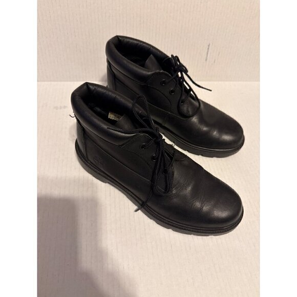 Timberland Classic  3 Eye Chukka Black Boots Size 7 main image 5